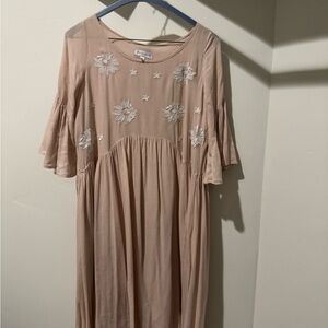 Elegant Floral Embroidered Midi Dress